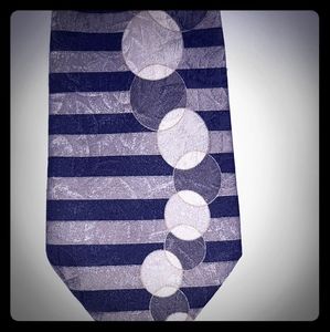 Trailing bubbles pewter black geo shapes tie